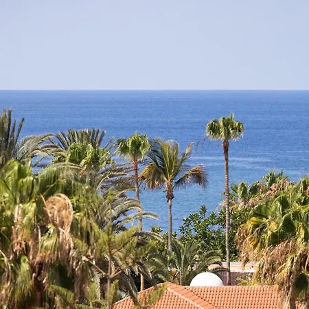 Cosy Near The Sea In Americas *